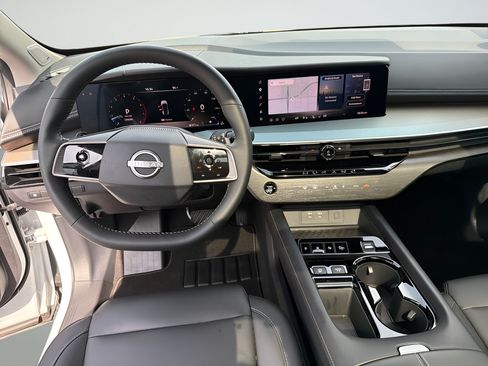 Certified 2025 Nissan Murano SL AWD/4WD image 28