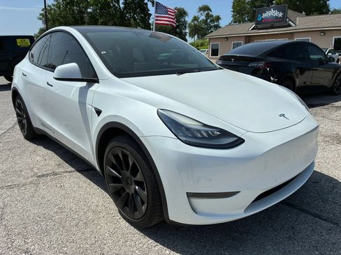 Used 2020 Tesla Model Y Long Range AWD/4WD image 1
