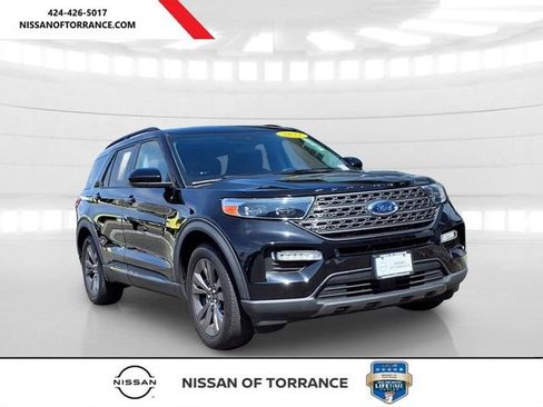 Used 2022 Ford Explorer XLT w/ Equipment Group 202A RWD image 1