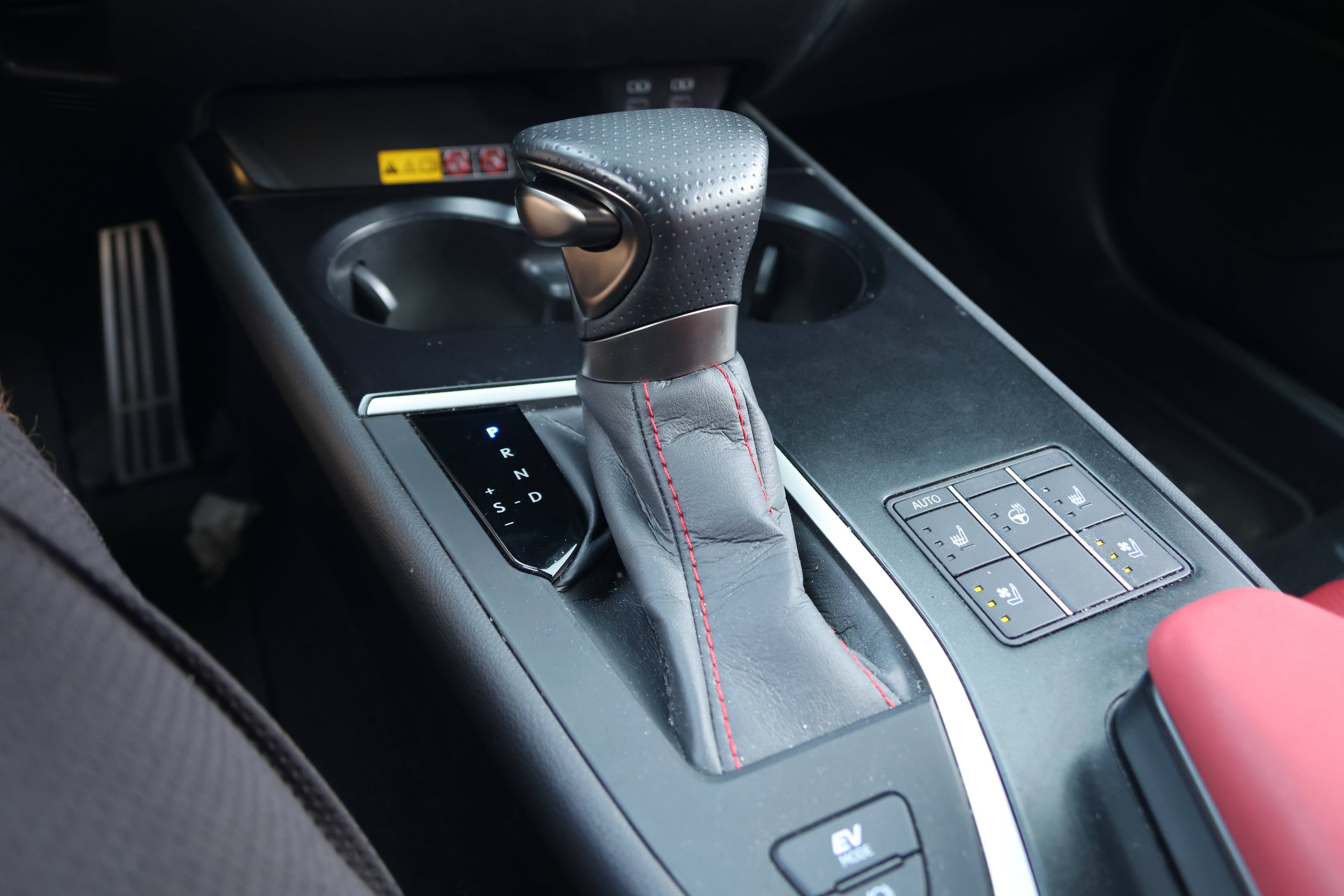 Certified 2023 Lexus UX 250h F Sport FWD image 30