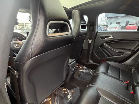 Used 2016 Mercedes-Benz CLA 250 image 41