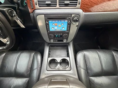 Used 2008 GMC Yukon 4WD Hybrid image 33