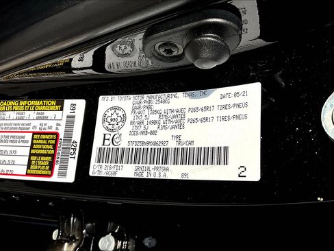 Used 2021 Toyota Tacoma TRD Sport w/ Tacoma SR5 Package image 4