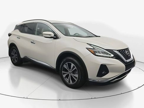 Used 2024 Nissan Murano SV image 2