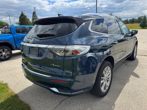 Used 2023 Buick Enclave Avenir w/ Avenir Technology Package AWD/4WD image 5