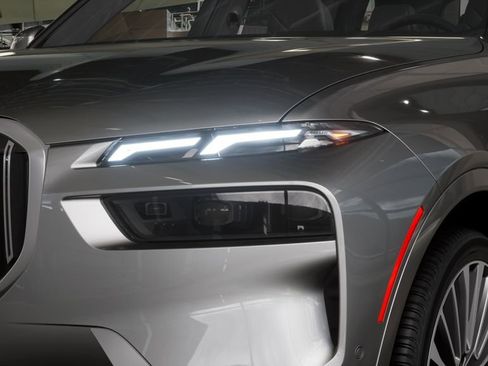 New 2026 BMW X7 xDrive40i image 32