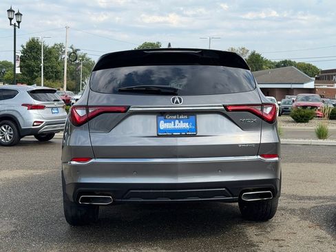 Used 2022 Acura MDX w/ Advance Package AWD/4WD image 4
