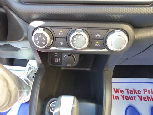 Used 2023 Nissan Kicks S FWD image 30