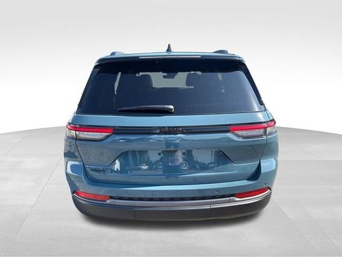 New 2026 Jeep Grand Cherokee Limited w/ Limited Altitude Package AWD/4WD image 17