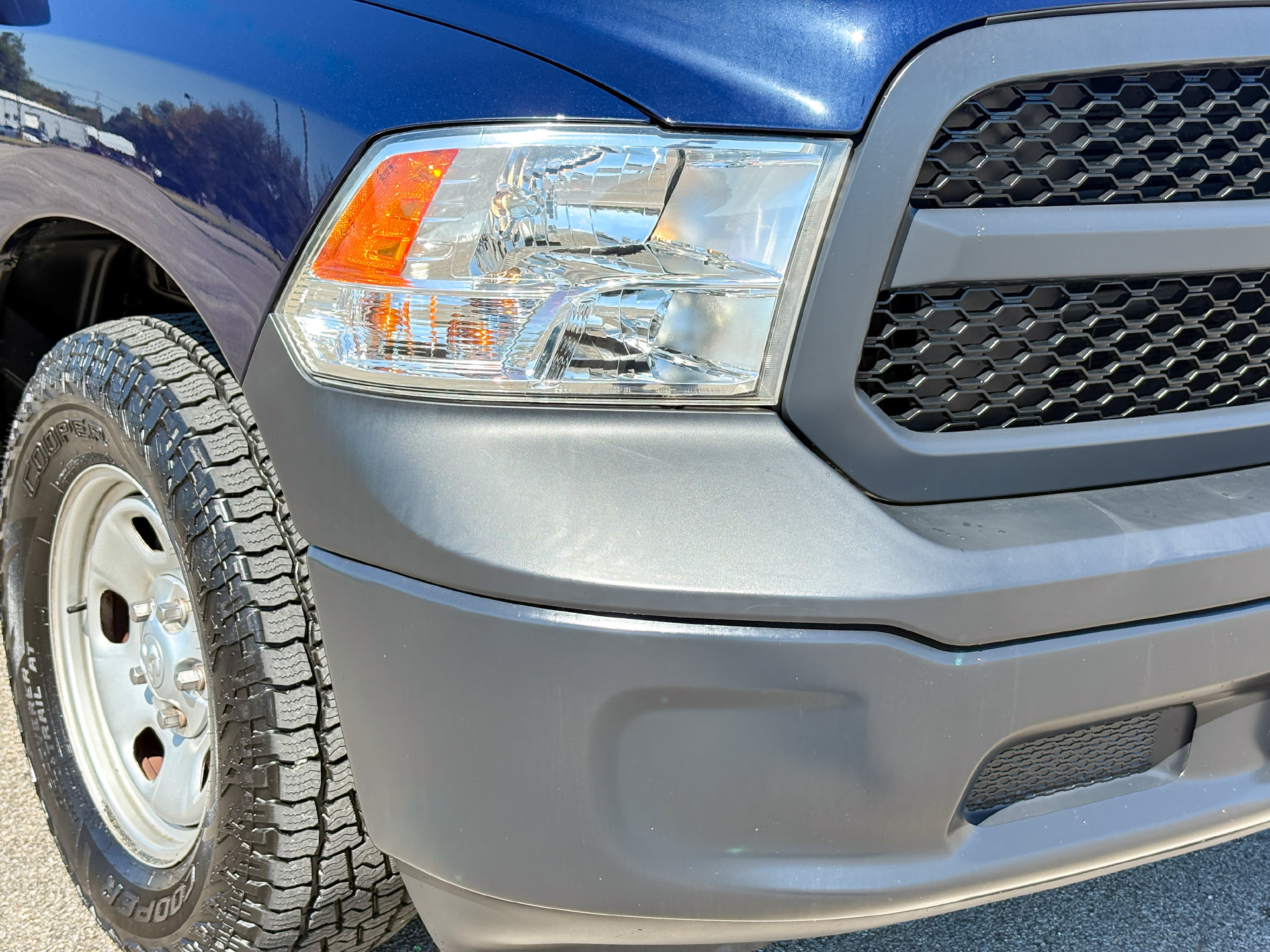Used 2017 RAM 1500 Tradesman w/ Popular Equipment Group RWD image 3