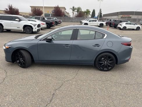 Used 2024 MAZDA MAZDA3 s image 8