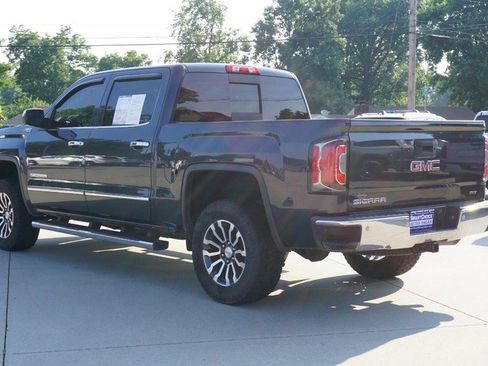 Used 2018 GMC Sierra 1500 SLT AWD/4WD image 5