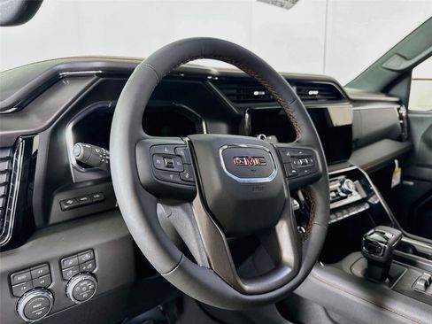 New 2026 GMC Sierra 1500 AT4 w/ AT4 Premium Package AWD/4WD image 3