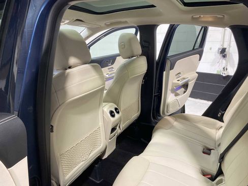 Used 2021 Mercedes-Benz GLA 250 4MATIC image 12
