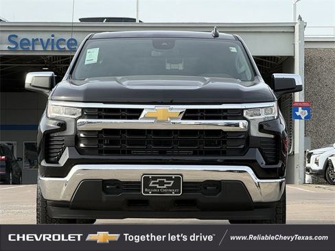 Certified 2025 Chevrolet Silverado 1500 LT image 3
