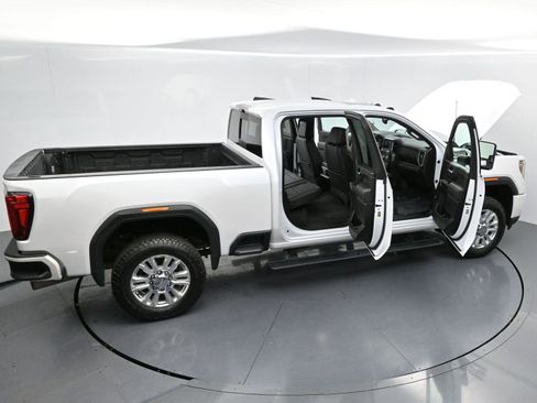Used 2022 GMC Sierra 3500 Denali w/ Denali Ultimate Package AWD/4WD image 43