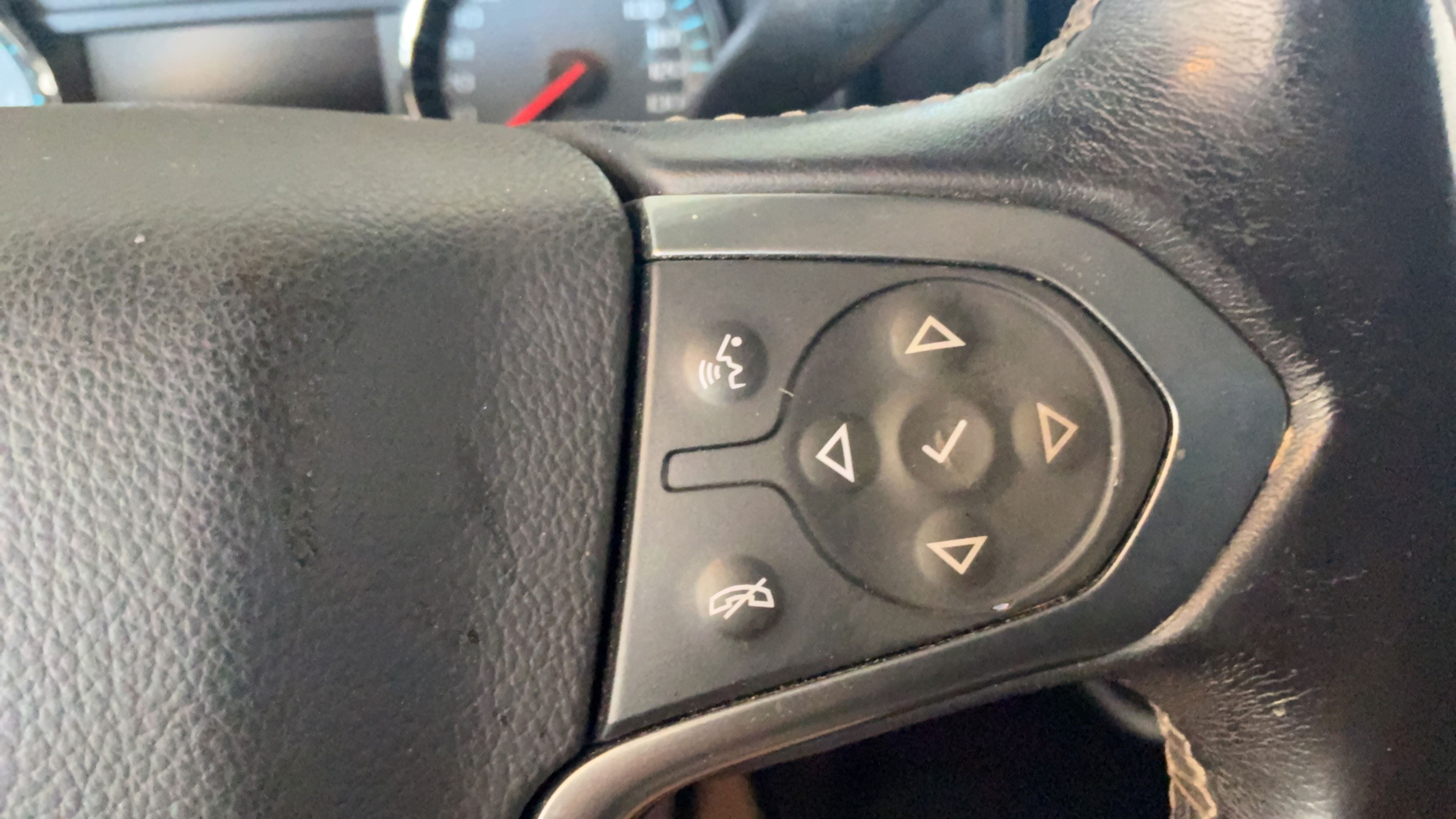 Used 2018 Chevrolet Silverado 1500 LT w/ All Star Edition AWD/4WD image 17