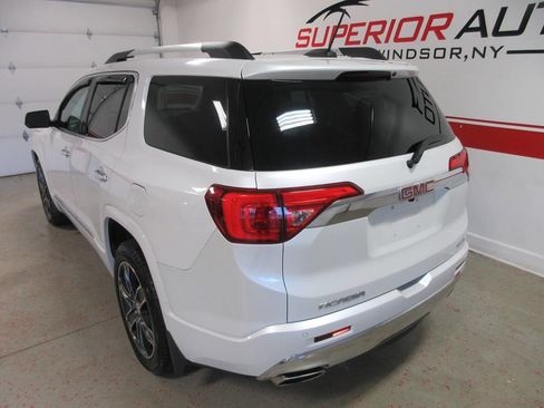 Used 2017 GMC Acadia Denali w/ Technology Package image 12