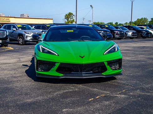 Used 2026 Chevrolet Corvette Stingray Convertible w/ Battery Protection Package RWD image 2