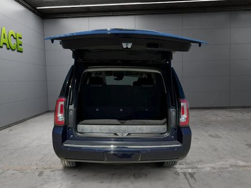 Used 2019 GMC Yukon Denali AWD/4WD image 5