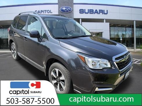 Used 2017 Subaru Forester 2.5i Premium AWD/4WD image 23
