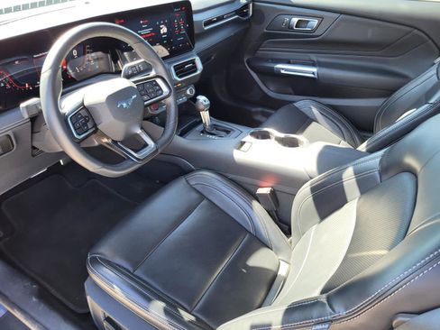 Used 2024 Ford Mustang Premium image 14