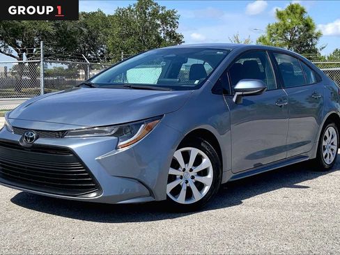 Used 2024 Toyota Corolla LE FWD image 1