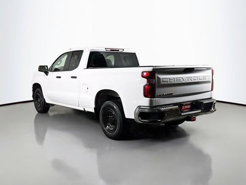 Used 2021 Chevrolet Silverado 1500 W/T w/ WT Value Package image 3
