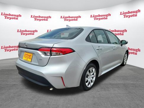 Used 2025 Toyota Corolla LE image 22
