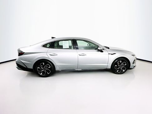 Used 2025 Hyundai Sonata SEL FWD image 10
