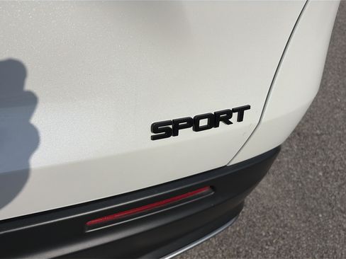Certified 2026 Honda HR-V Sport image 10