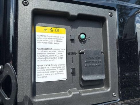 New 2025 Ford F150 Lariat w/ Equipment Group 501A Mid image 10