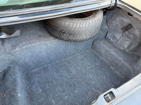 Used 2011 Ford Crown Victoria Police Interceptor w/ Trunk Pack image 10