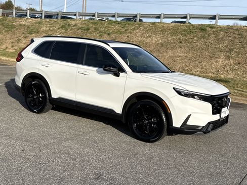 Certified 2023 Honda CR-V Sport image 2