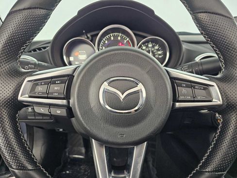 Used 2021 MAZDA MX-5 Miata Grand Touring RWD image 17