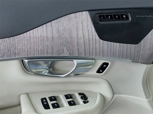 Used 2023 Volvo XC90 B6 Plus w/ Protection Package image 23