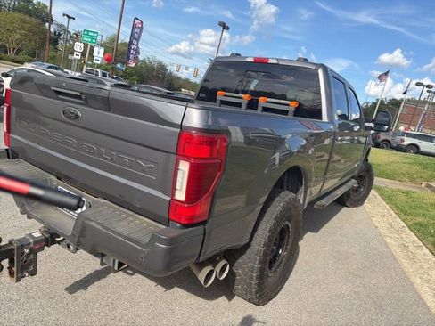 Used 2022 Ford F250 Lariat w/ Black Appearance Package image 20