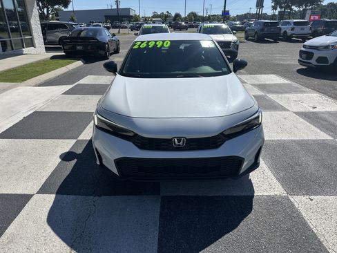 Used 2025 Honda Civic Sport image 2