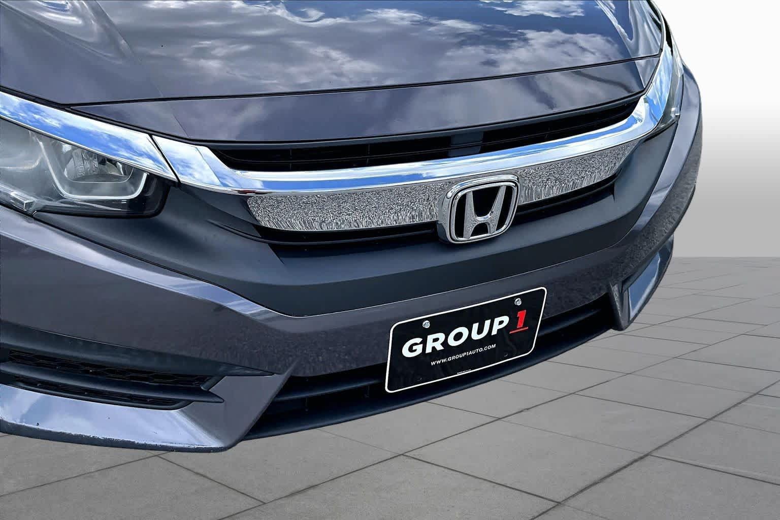 Used 2017 Honda Civic EX image 30