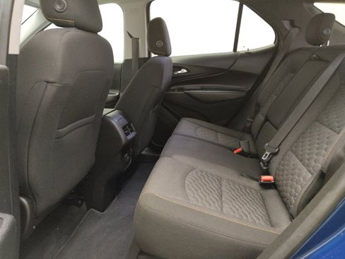 Used 2019 Chevrolet Equinox LT AWD/4WD image 17