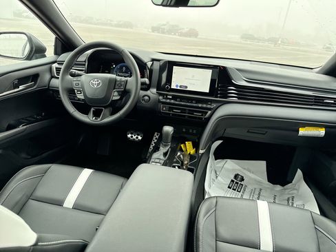 Certified 2026 Toyota Camry SE w/ Convenience Package image 22