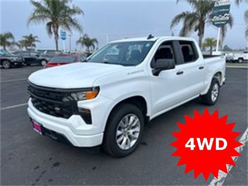 Used 2022 Chevrolet Silverado 1500 Custom image 1