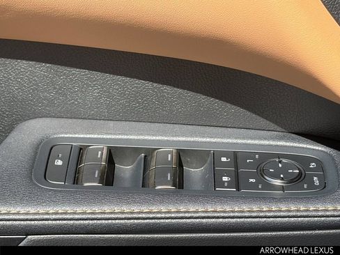 Used 2025 Lexus RX 350 w/ Convenience Package AWD/4WD image 17