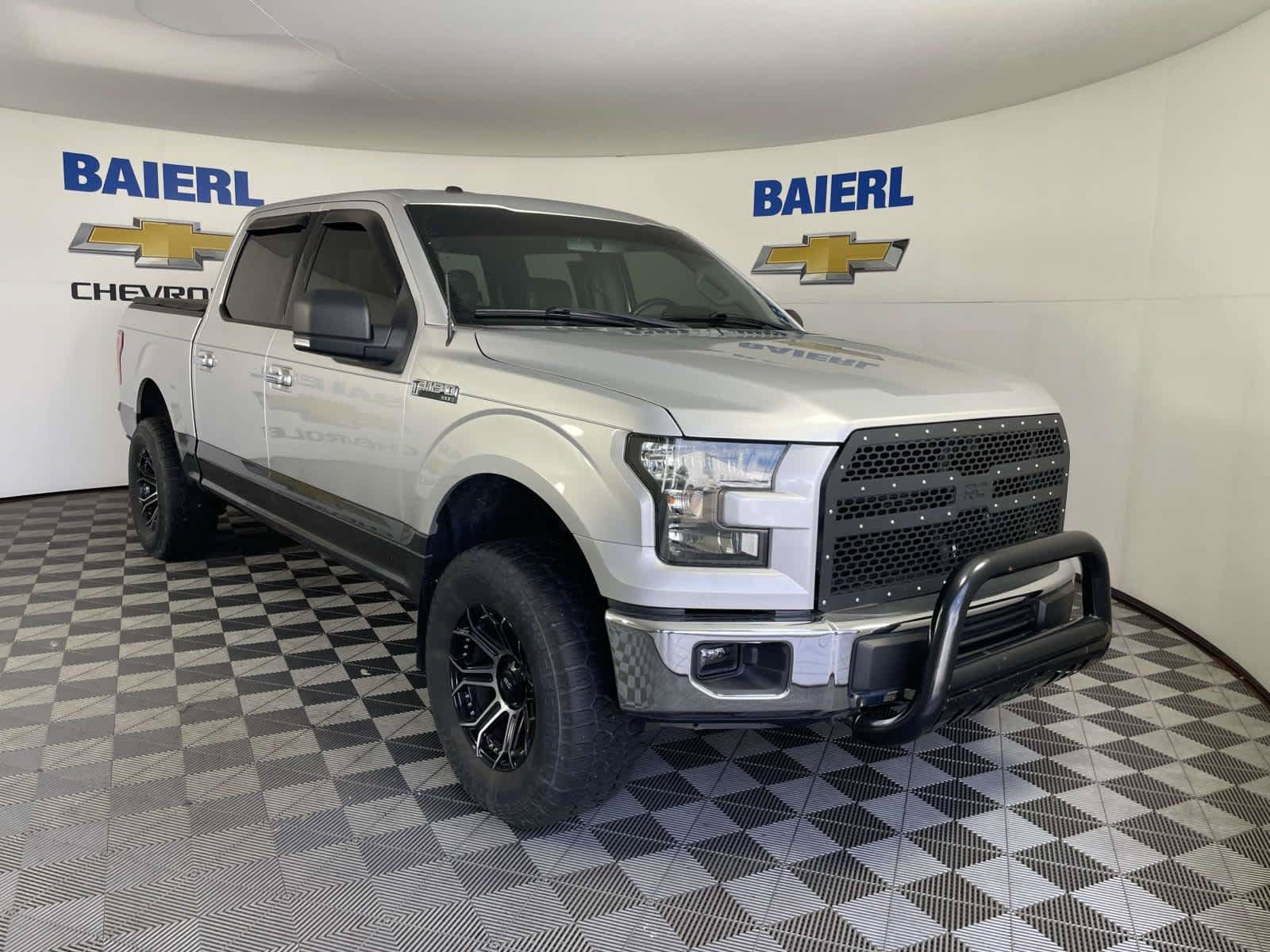 Used 2016 Ford F150 XLT w/ Equipment Group 302A Luxury AWD/4WD image 7