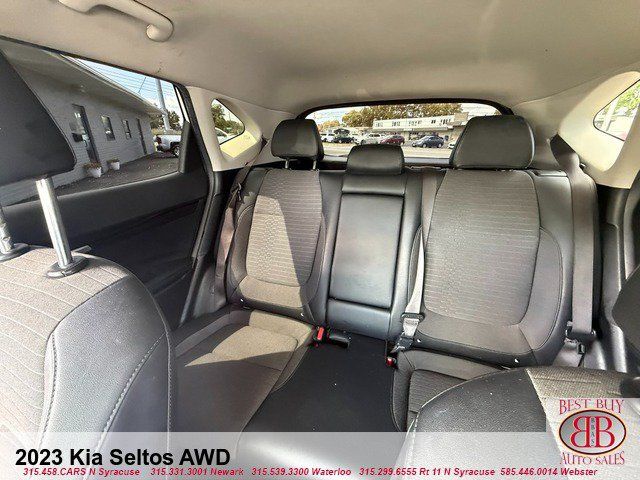 Used 2023 Kia Seltos S w/ Navigation Package AWD/4WD image 25
