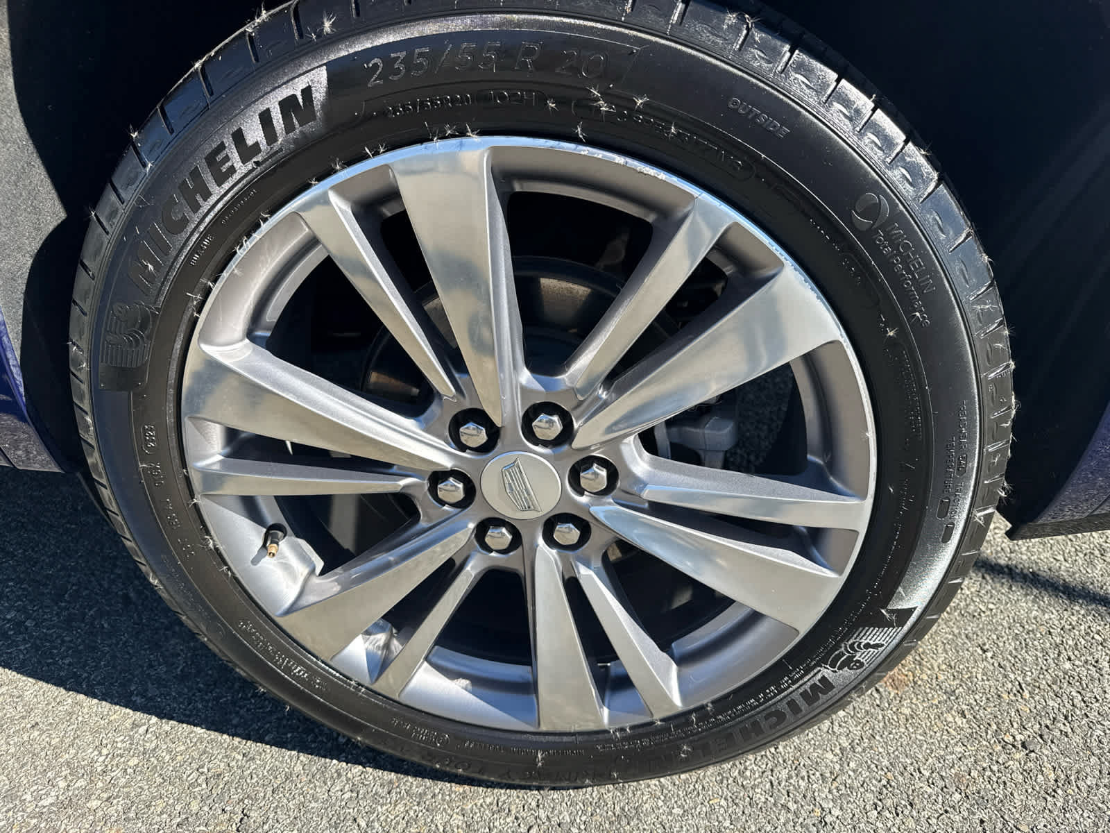 Used 2024 Cadillac XT6 Premium Luxury w/ Technology Package AWD/4WD image 13