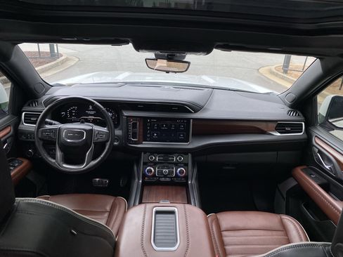 Used 2023 GMC Yukon XL Denali Ultimate image 19