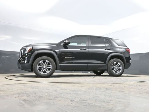 Used 2025 GMC Terrain Elevation image 33