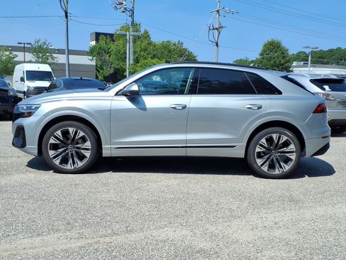 Used 2025 Audi Q8 Premium Plus w/ Premium Plus Package AWD/4WD image 3