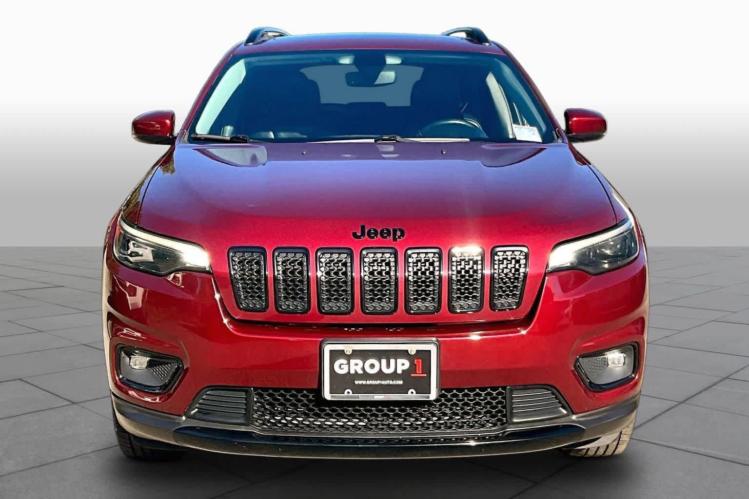 Used 2020 Jeep Cherokee Latitude Plus AWD/4WD image 4